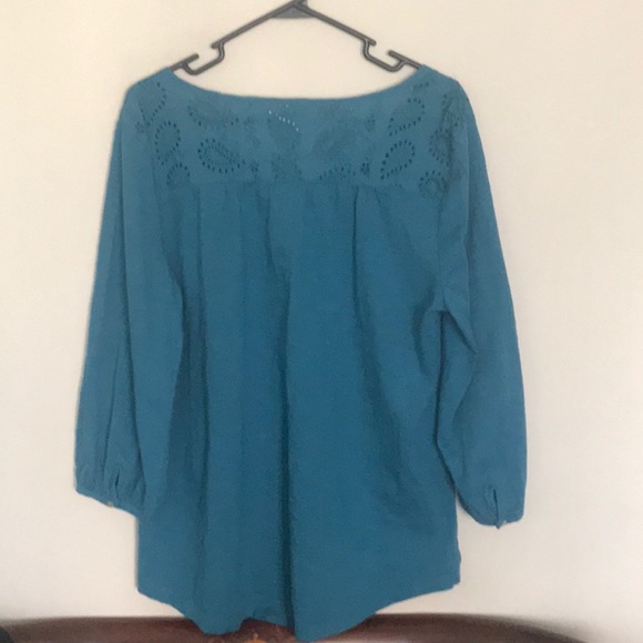 Cute teal color top from St John’s Bay!  Size XL - Picture 4 of 5